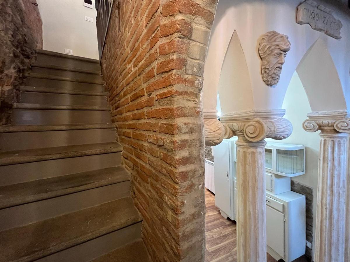 Cortona Suite - The House With Well And The Frescos Palace מראה חיצוני תמונה