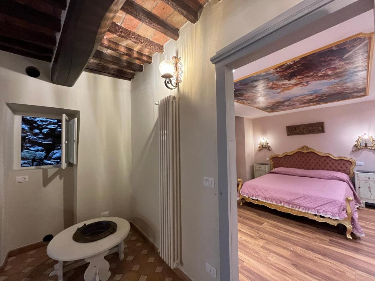 Cortona Suite - The House With Well And The Frescos Palace מראה חיצוני תמונה